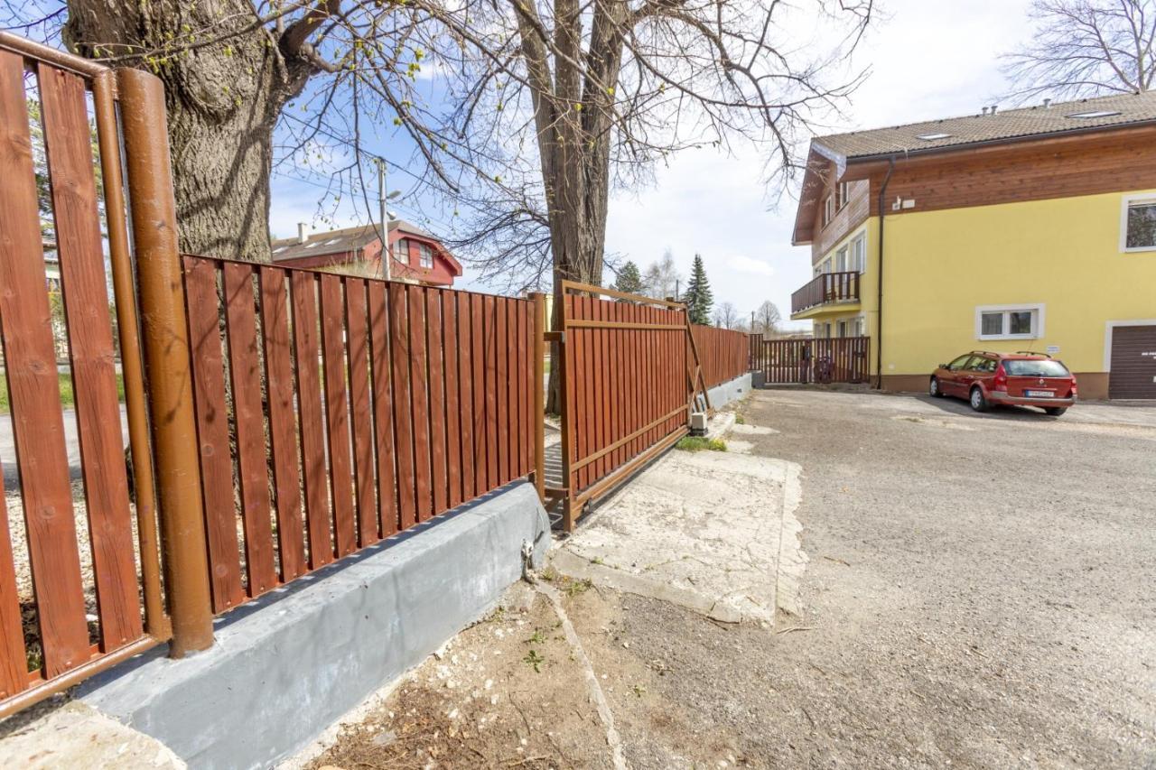Apartman Hugo Velky Slavkov Luaran gambar