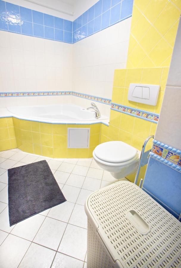 Apartman Hugo Velky Slavkov Luaran gambar